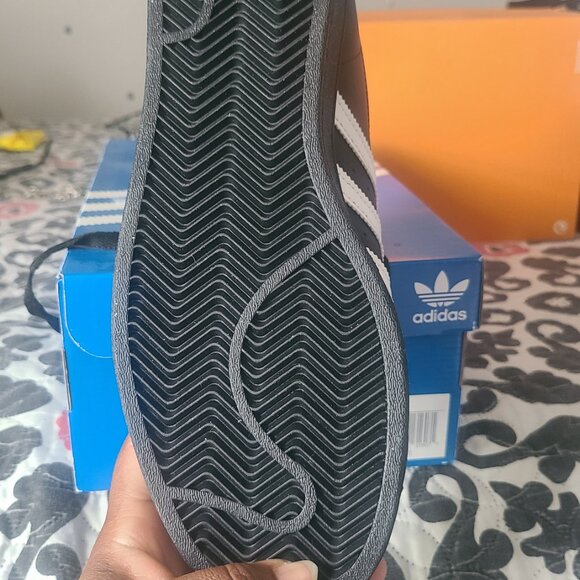 ADIDAS - Picture 3 of 3